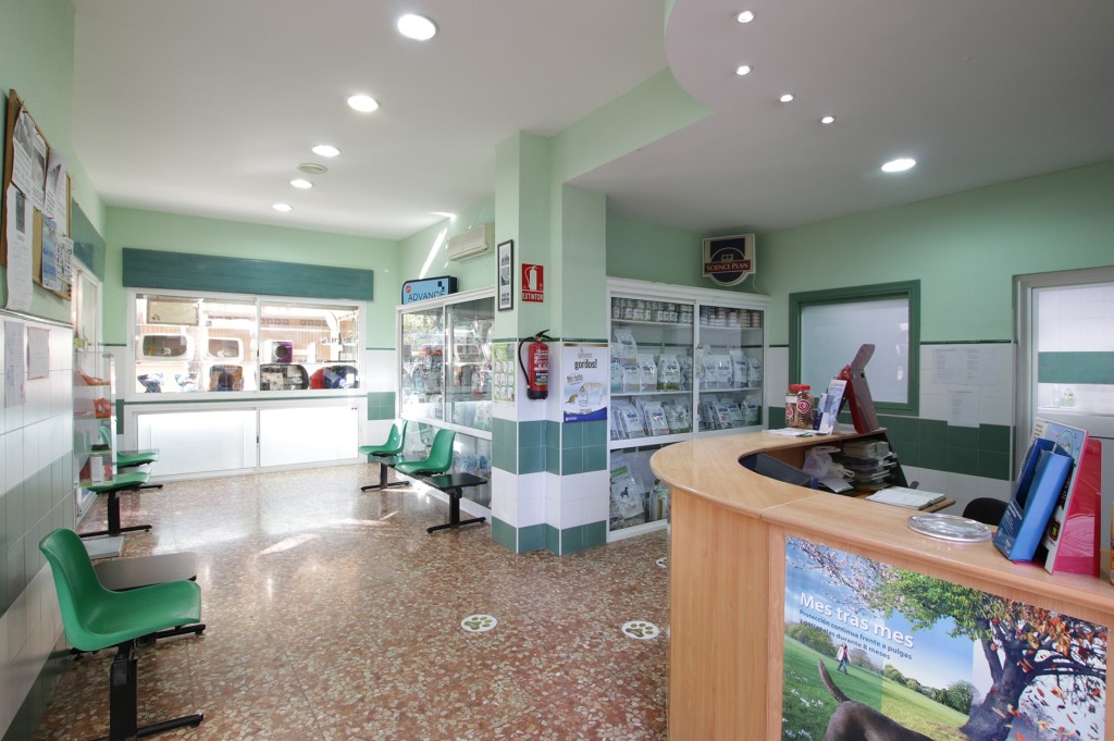 Clínica Veterinaria La Roca